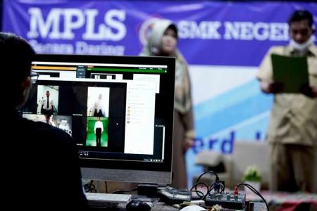 MPLS SMKN 1 Cimahi Manfaatkan Aplikasi LMS 