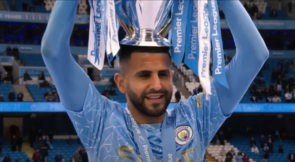 Selesai Mengabdi, Riyad Mahrez  Formal Tinggalkan Man City 