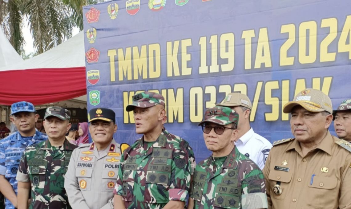 Irjenad Mengakhiri Pelaksanaan TMMD Ke-119 Di Siak